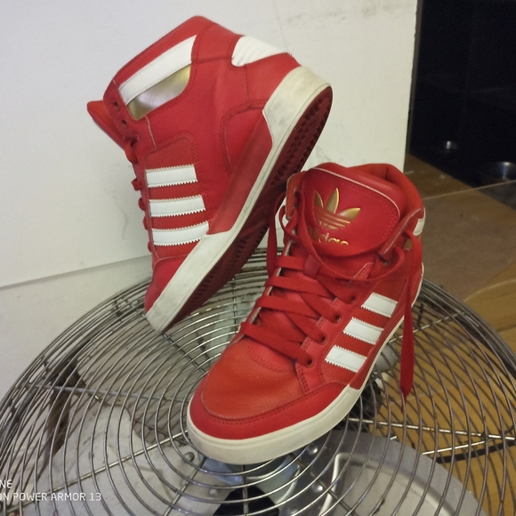 Men's Adidas sneakers - Picture 3 of 6